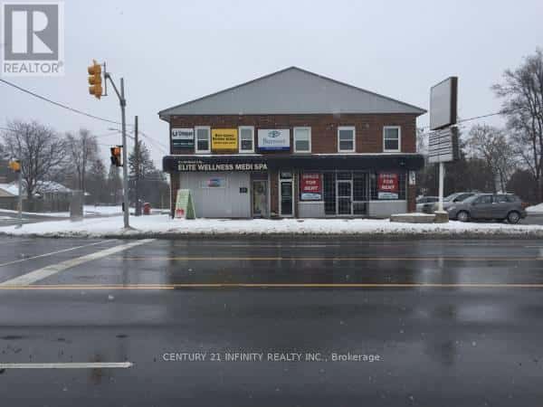 B - 907 SIMCOE STREET N — Oshawa (Centennial), Ontario - Photo 4 of 4