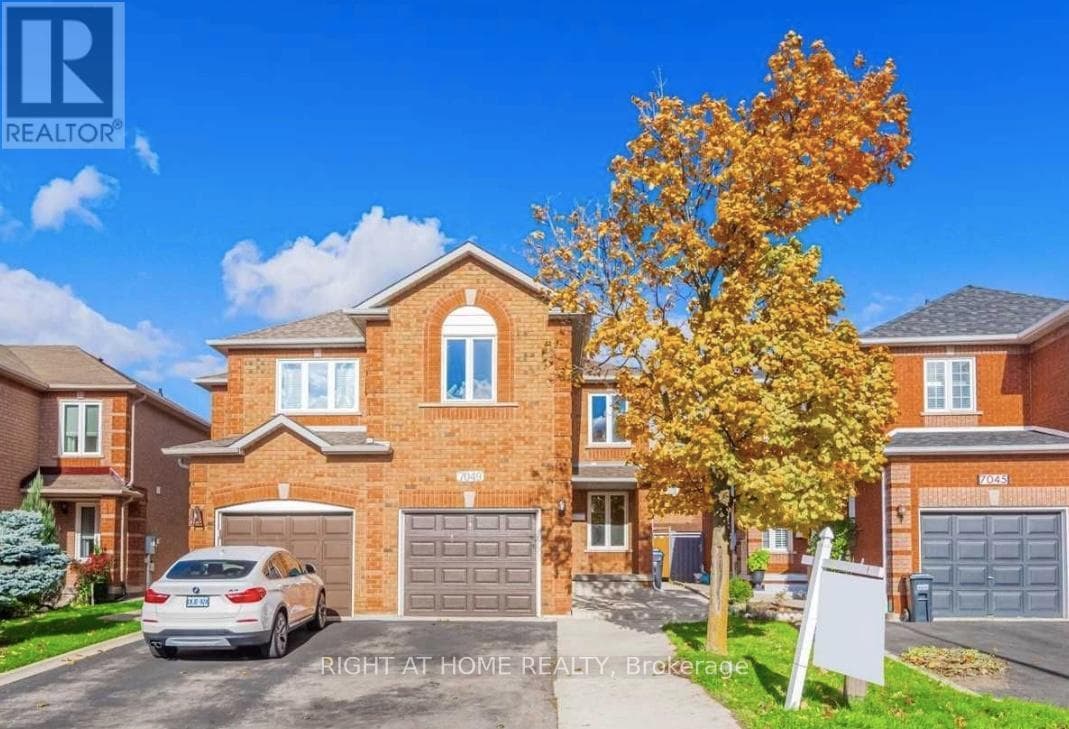 7049 GRAYDON COURT — Mississauga (Lisgar), Ontario - Main photo