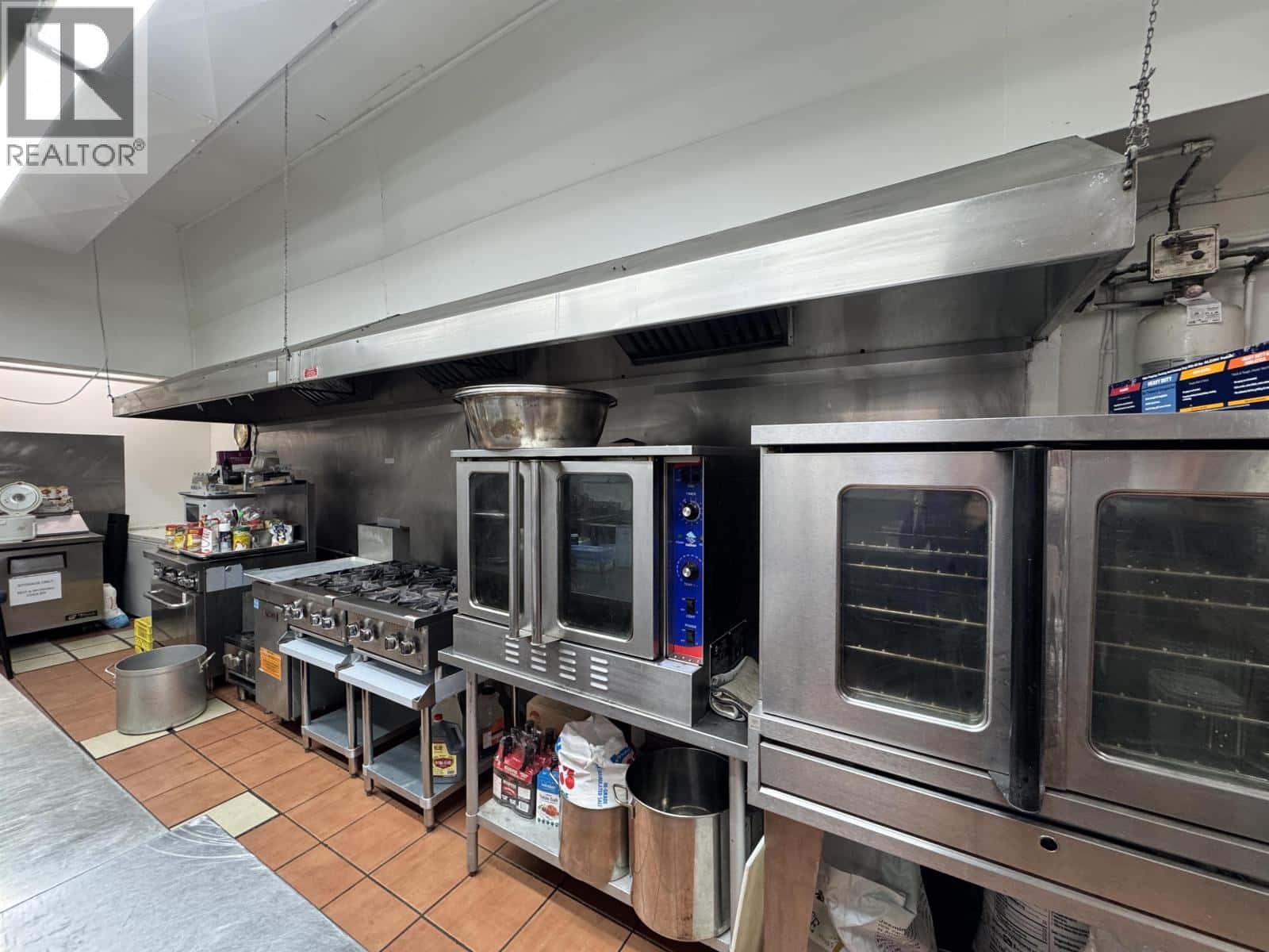 1312 SW MARINE DRIVE — Vancouver, British Columbia - Photo 3 of 7