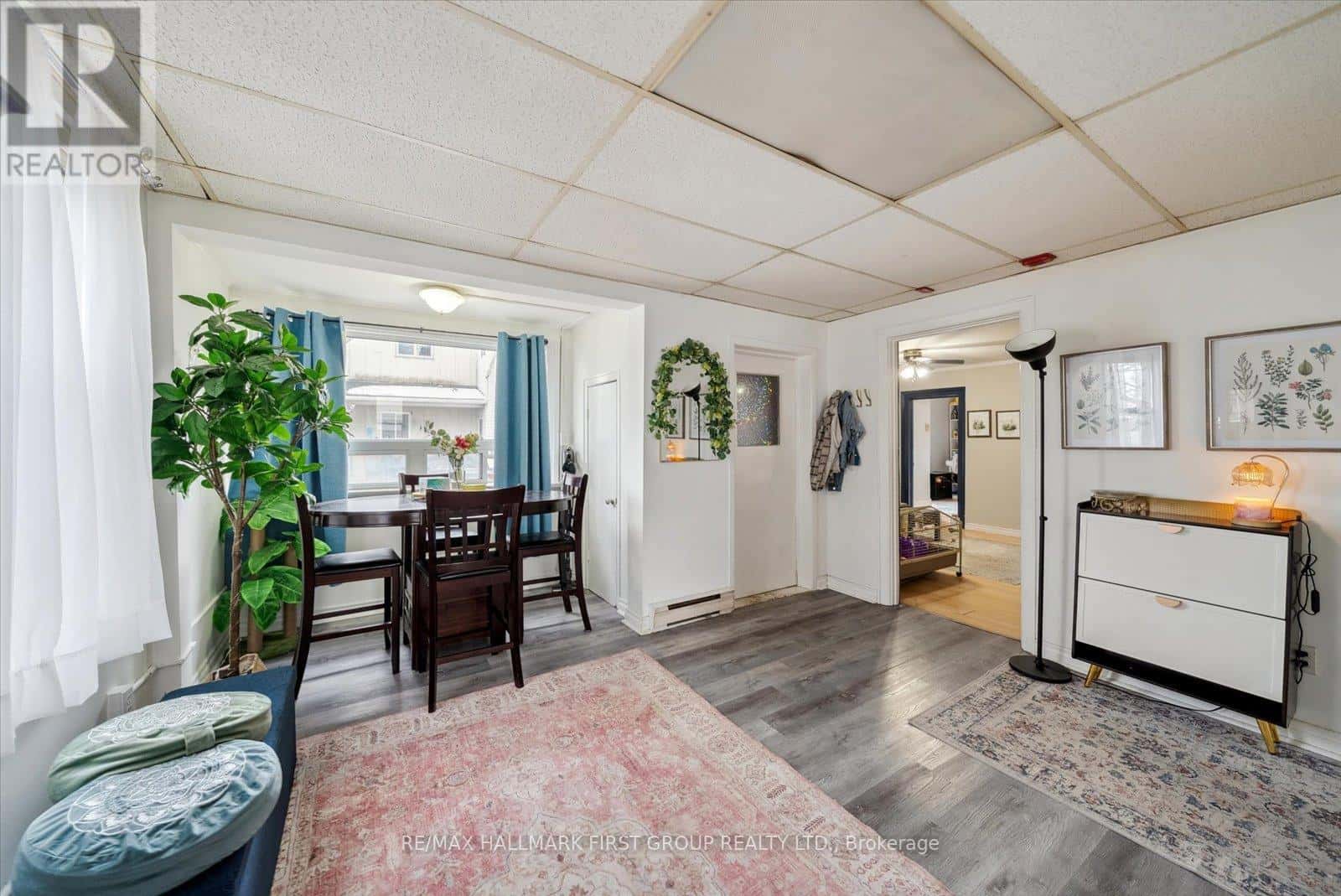 219 COCHRANE STREET — Scugog (Port Perry), Ontario - Photo 5 of 14