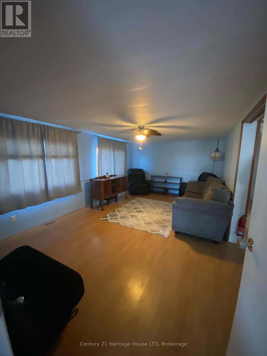 187 - 3033 TOWNLINE ROAD — Fort Erie (Black Creek), Ontario - Photo 5 of 24