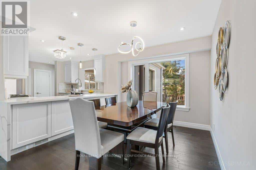 8 GLENELIA AVENUE — Toronto (Newtonbrook East), Ontario - Photo 3 of 40