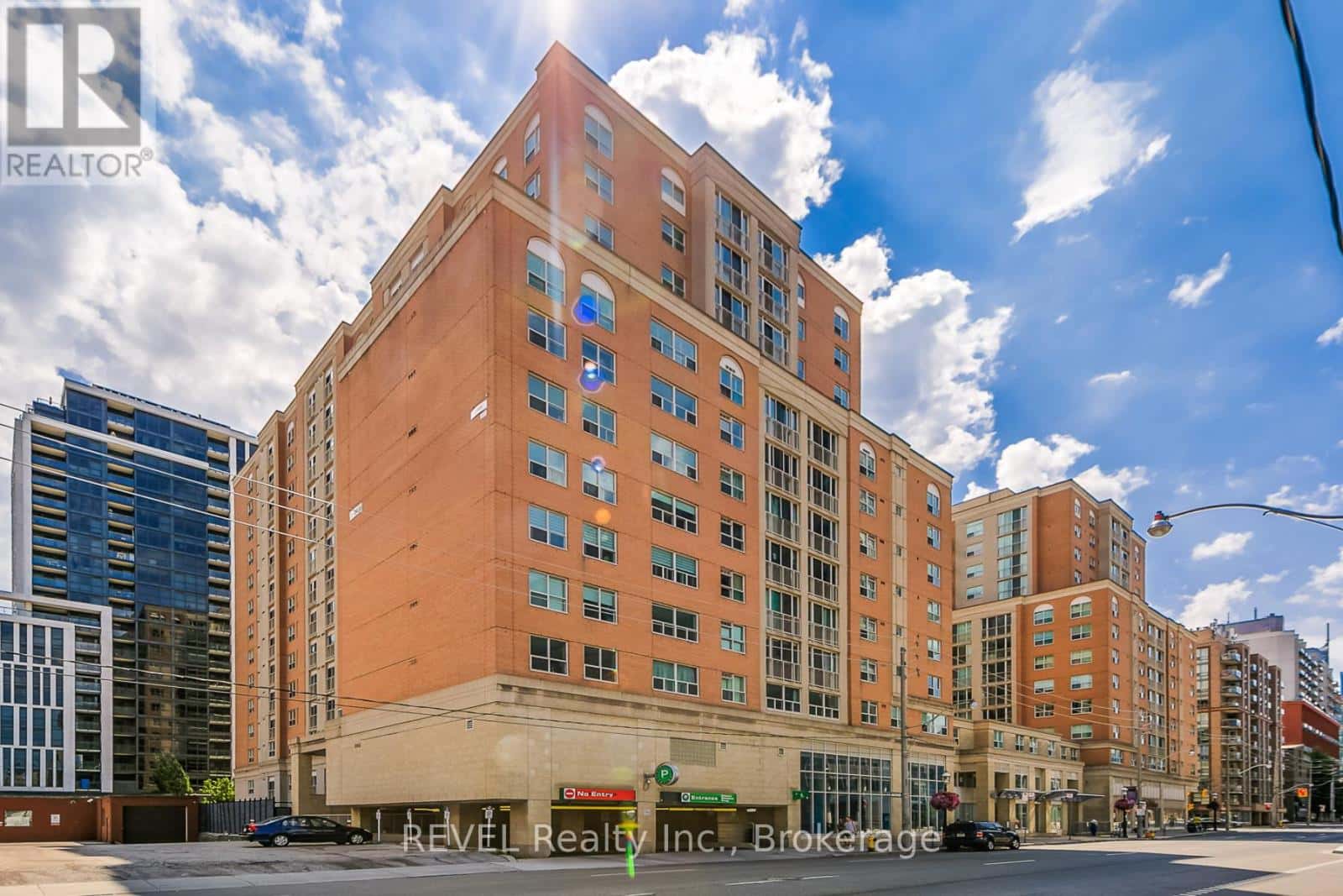 1110 - 323 RICHMOND STREET E — Toronto (Moss Park), Ontario - Photo 4 of 30