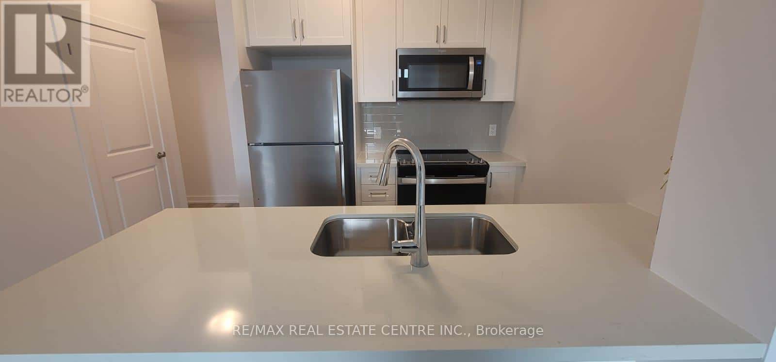 431 - 5055 GREENLANE ROAD — Lincoln (Lincoln Lake), Ontario - Photo 4 of 23