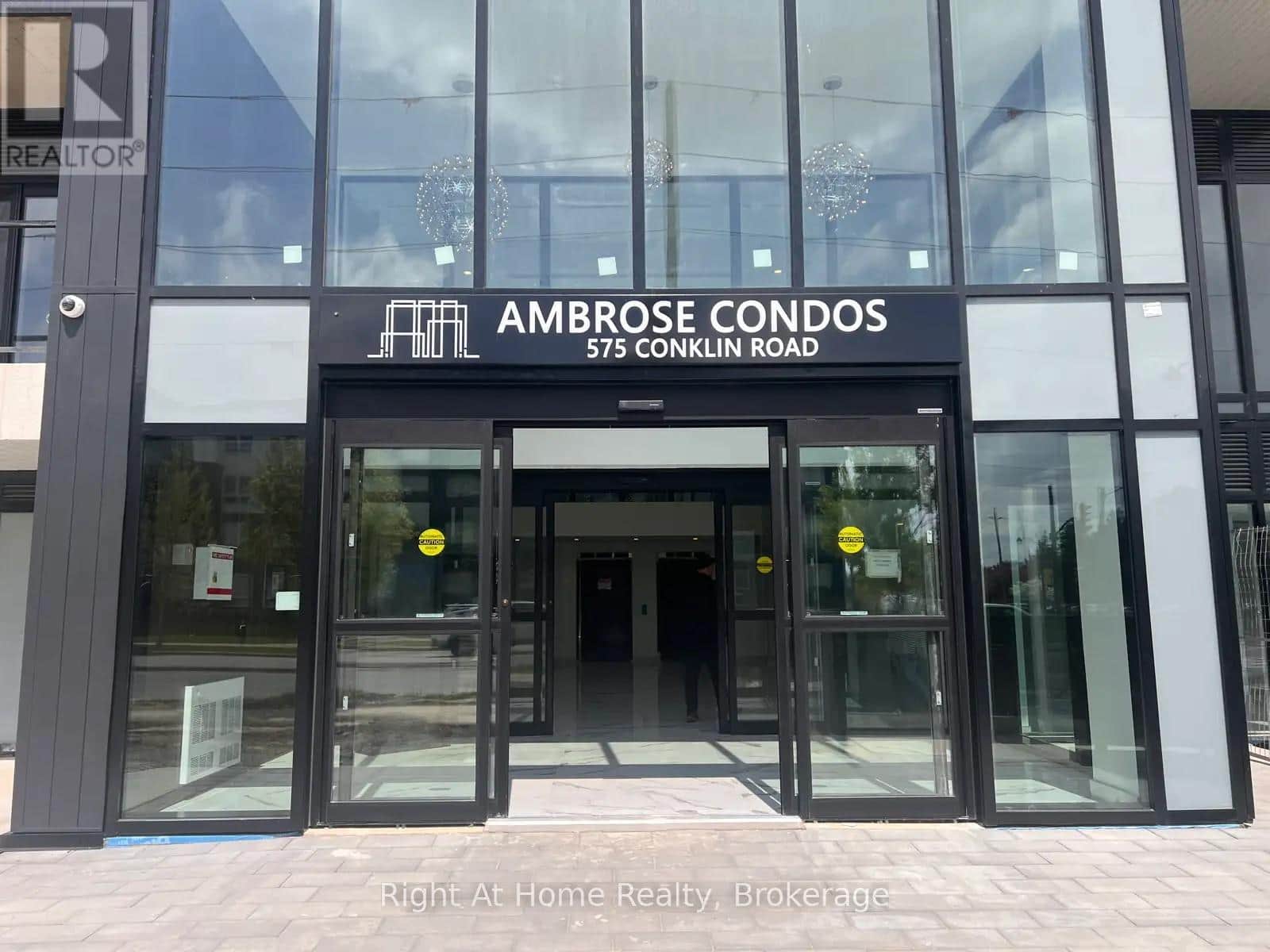 608 - 575 CONKLIN ROAD - Photo 2 of 10, Brantford, Ontario