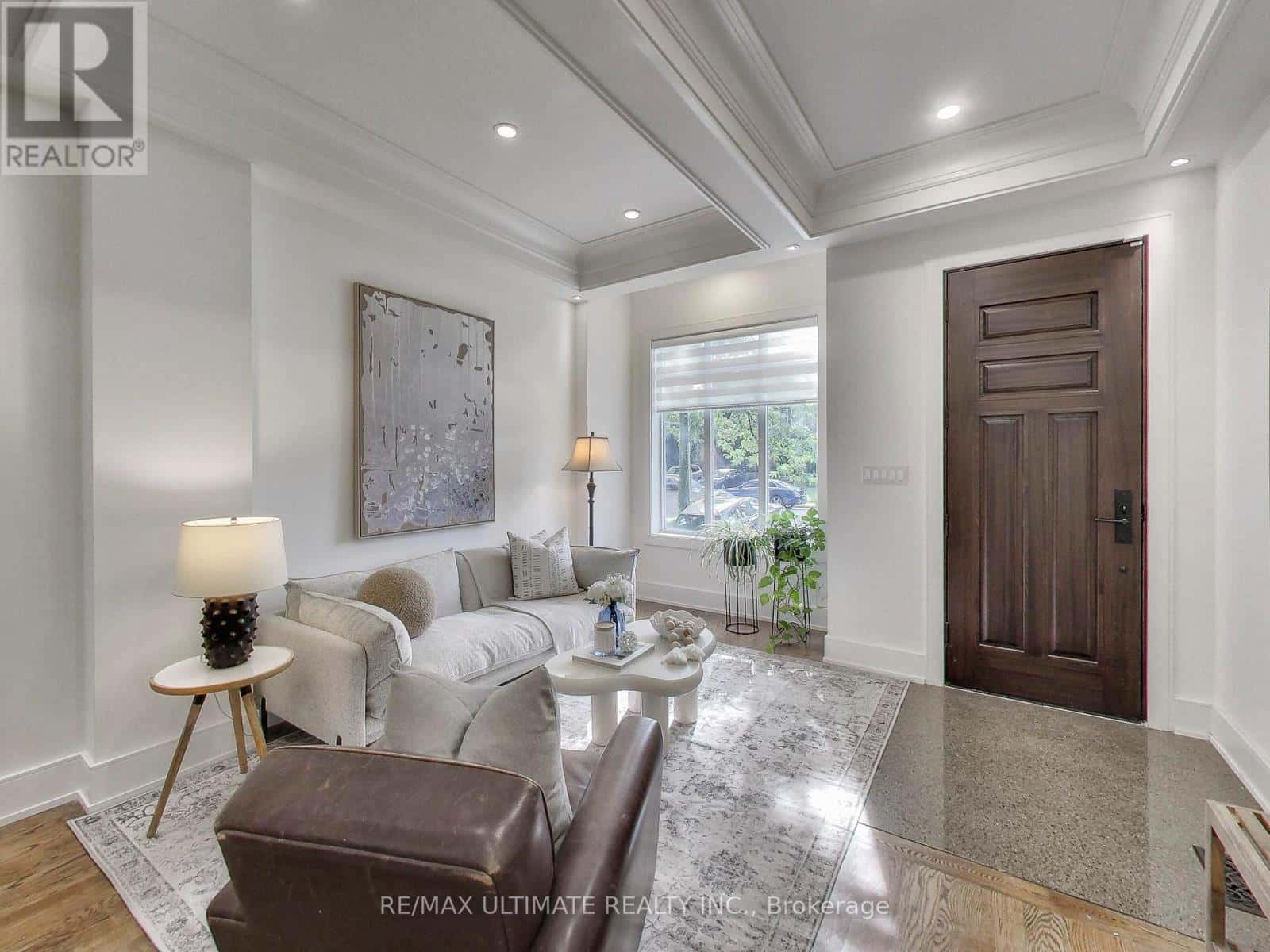 35 FLEMING CRESCENT — Toronto (Leaside), Ontario - Photo 3 of 47