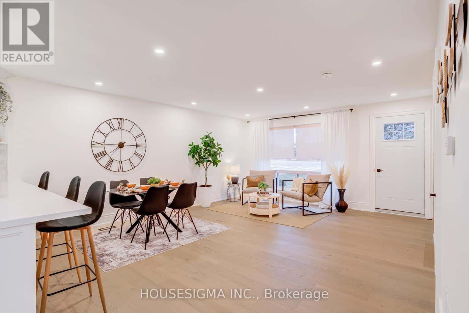 119 TOWN LINE — Orangeville, Ontario - Photo 2 of 43