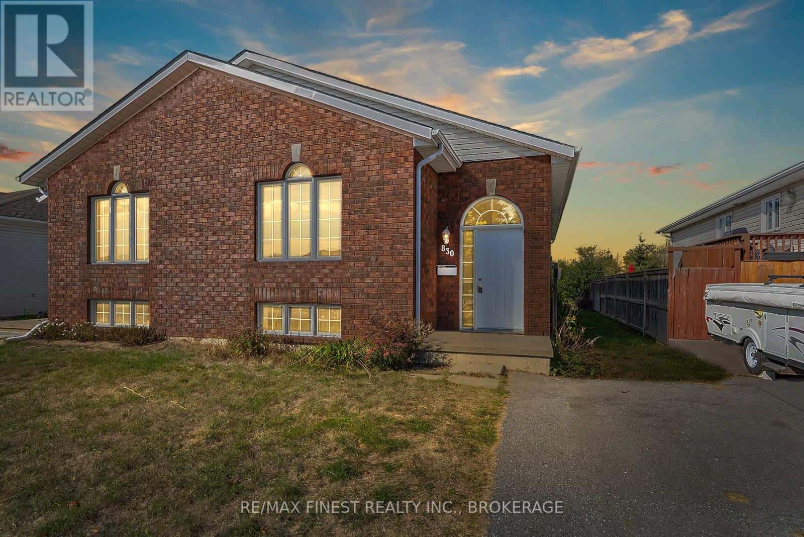 830 Peachwood Street