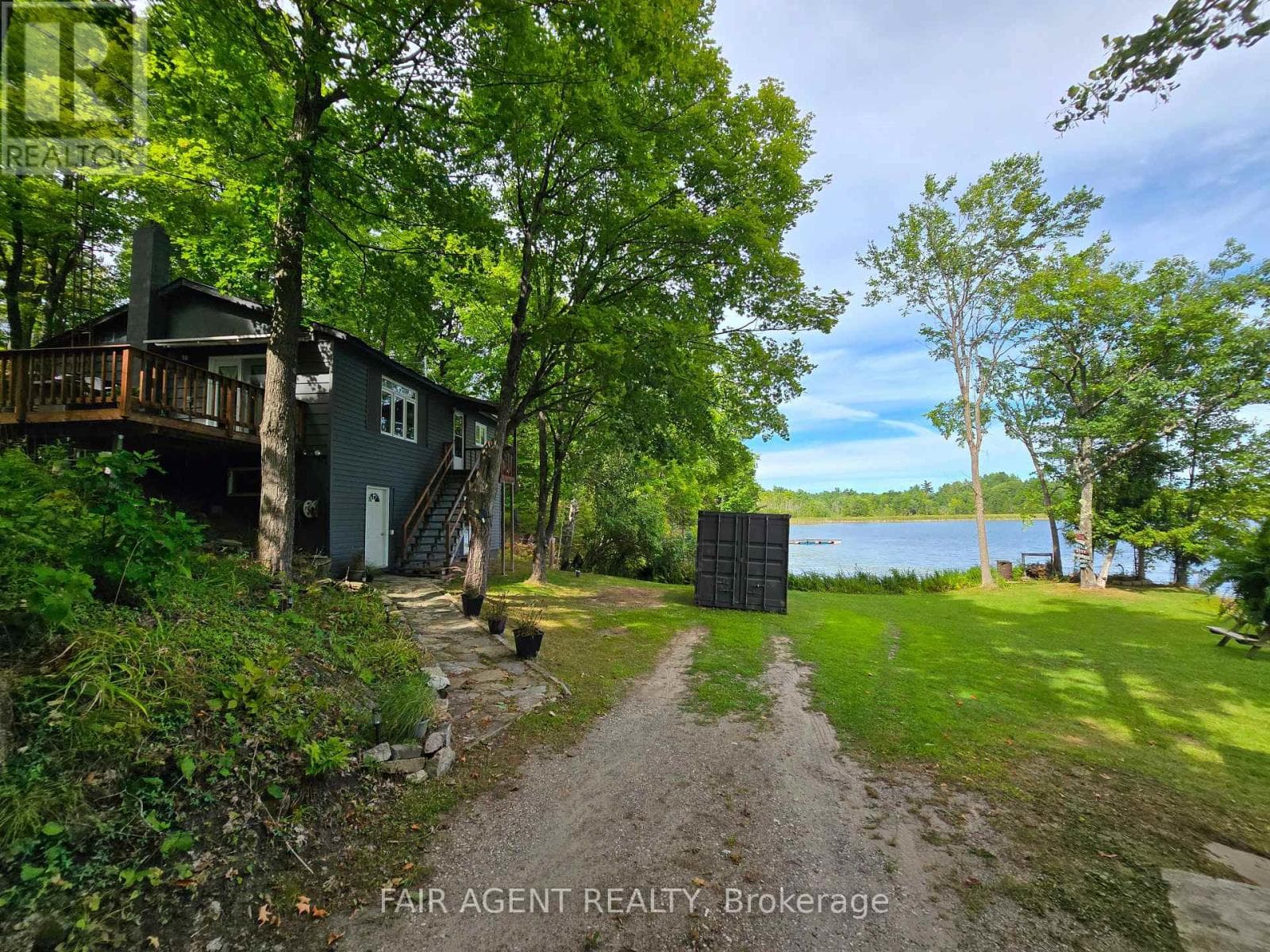 510 CHERIE HILL LANE — Tay Valley, Ontario - Main photo