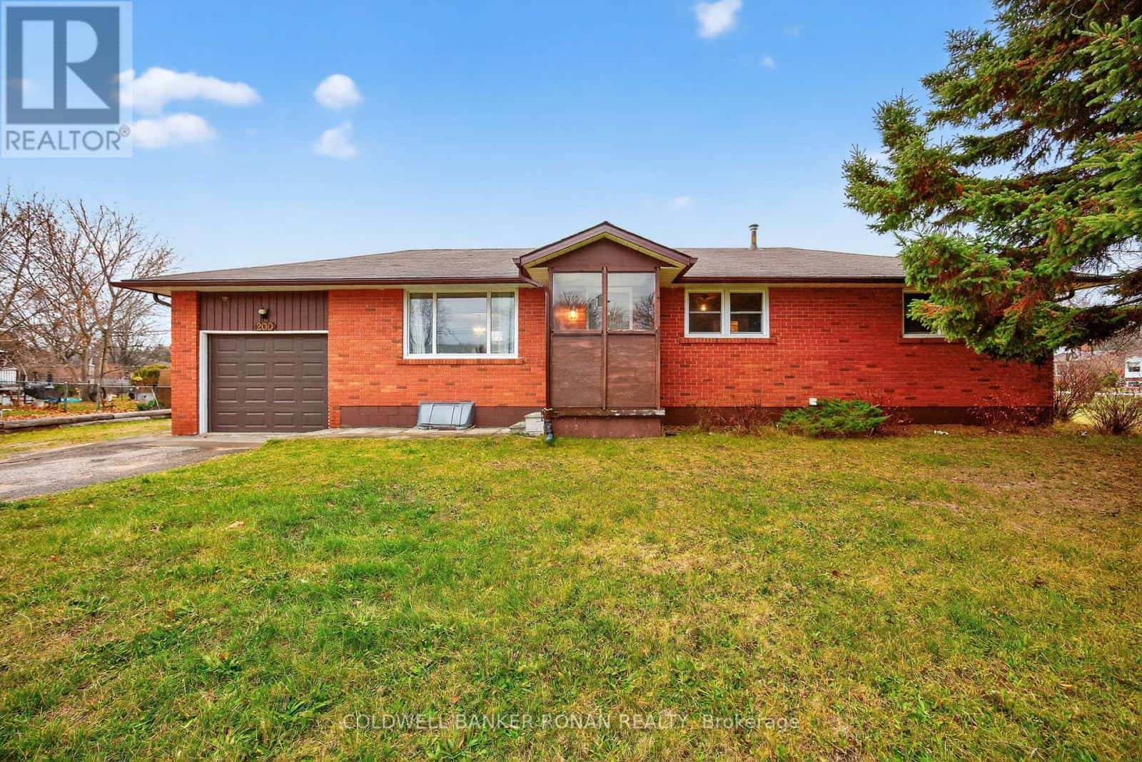 200 CALFORD STREET — Essa (Angus), Ontario - Photo 4 of 50