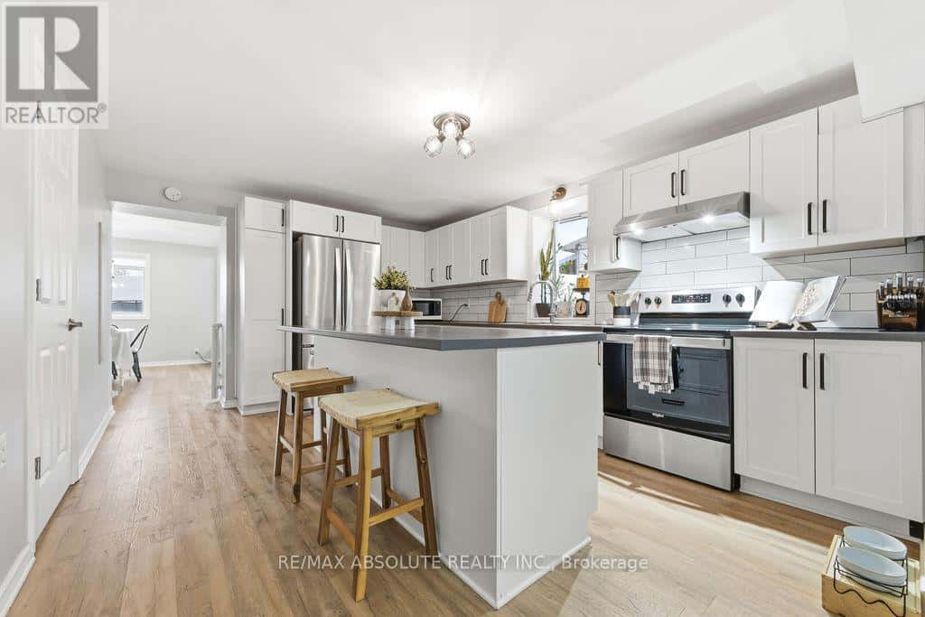 132 EDWARD STREET S — Arnprior, Ontario - Photo 5 of 21