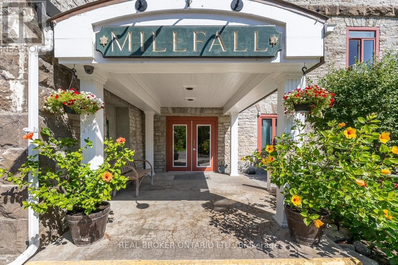 106 - 1 ROSAMOND STREET E — Mississippi Mills, Ontario - Main photo