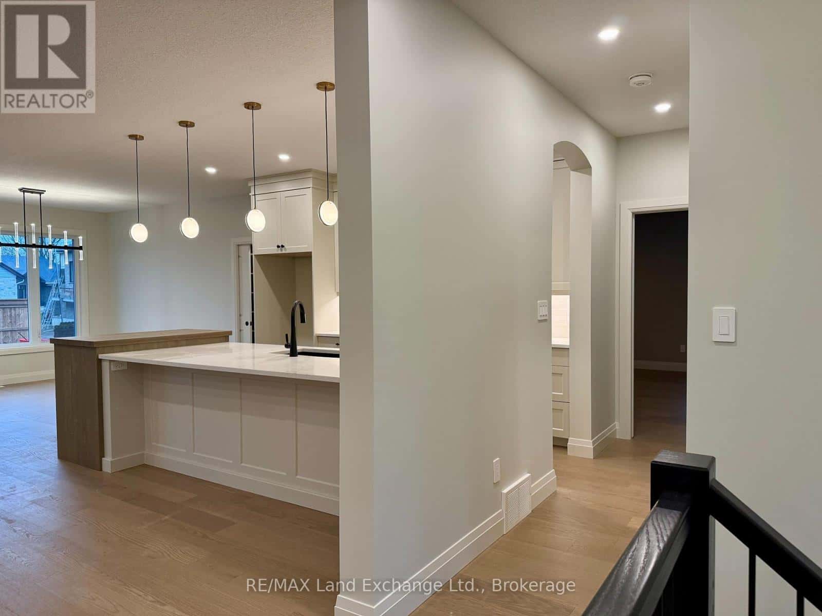 920 BOGDANOVIC WAY — Huron-Kinloss, Ontario - Photo 5 of 42