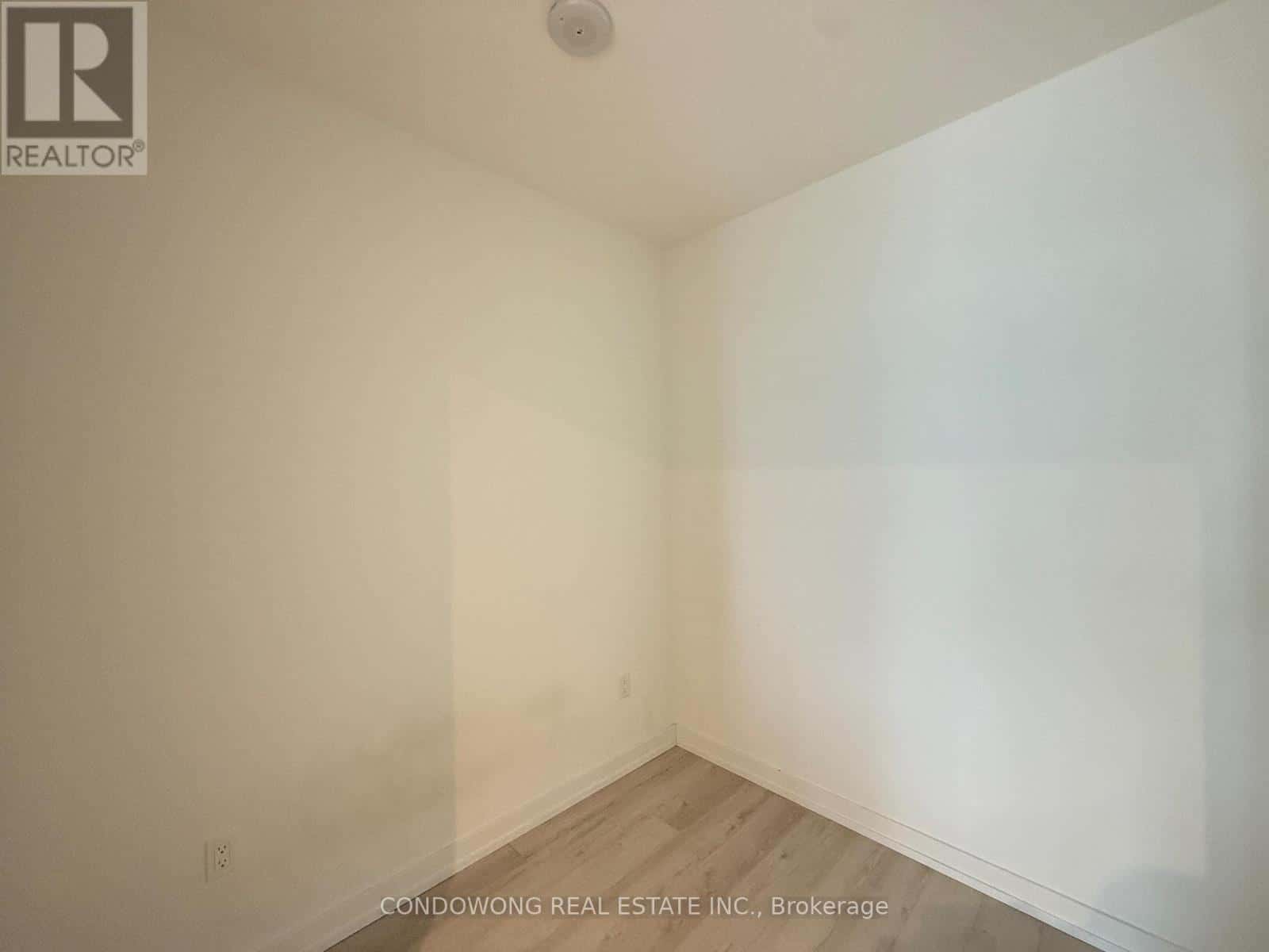 1905 - 33 HELENDALE AVENUE — Toronto (Yonge-Eglinton), Ontario - Photo 5 of 13