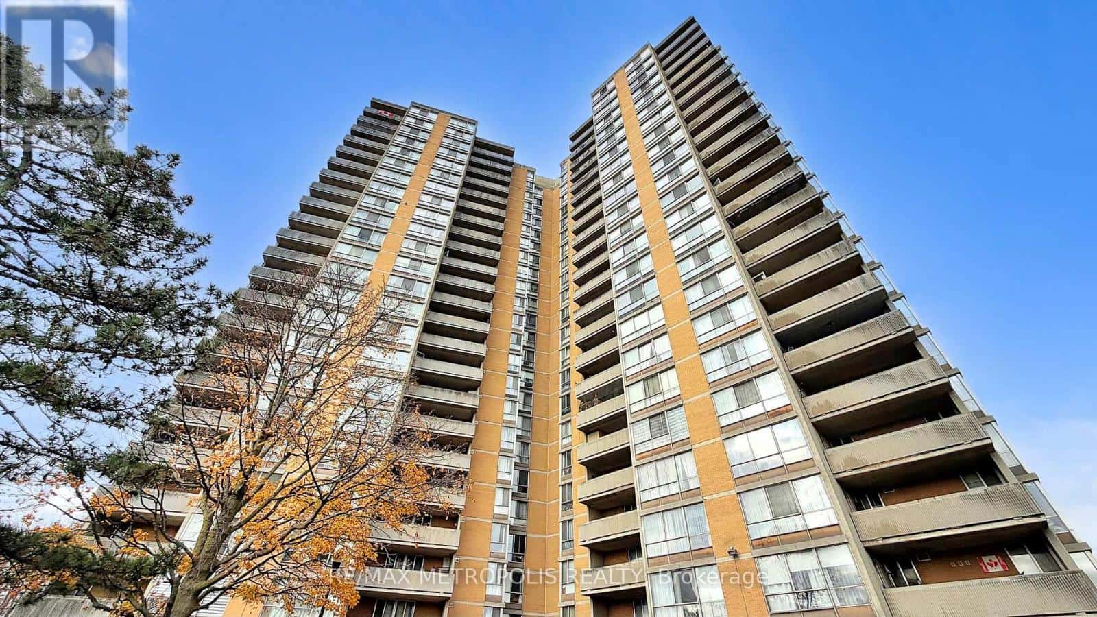 713 - 10 MARTHA EATON WAY — Toronto (Brookhaven-Amesbury), Ontario - Photo 2 of 50