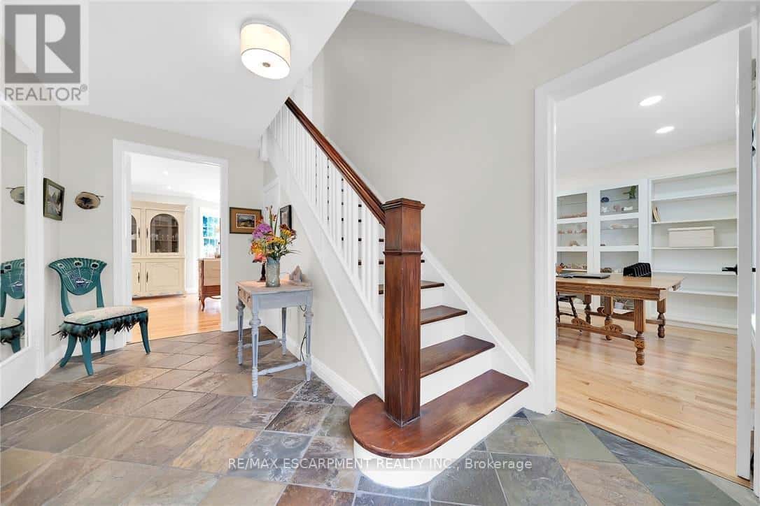 14 SIMCOE BOULEVARD — Norfolk (Simcoe), Ontario - Photo 5 of 50