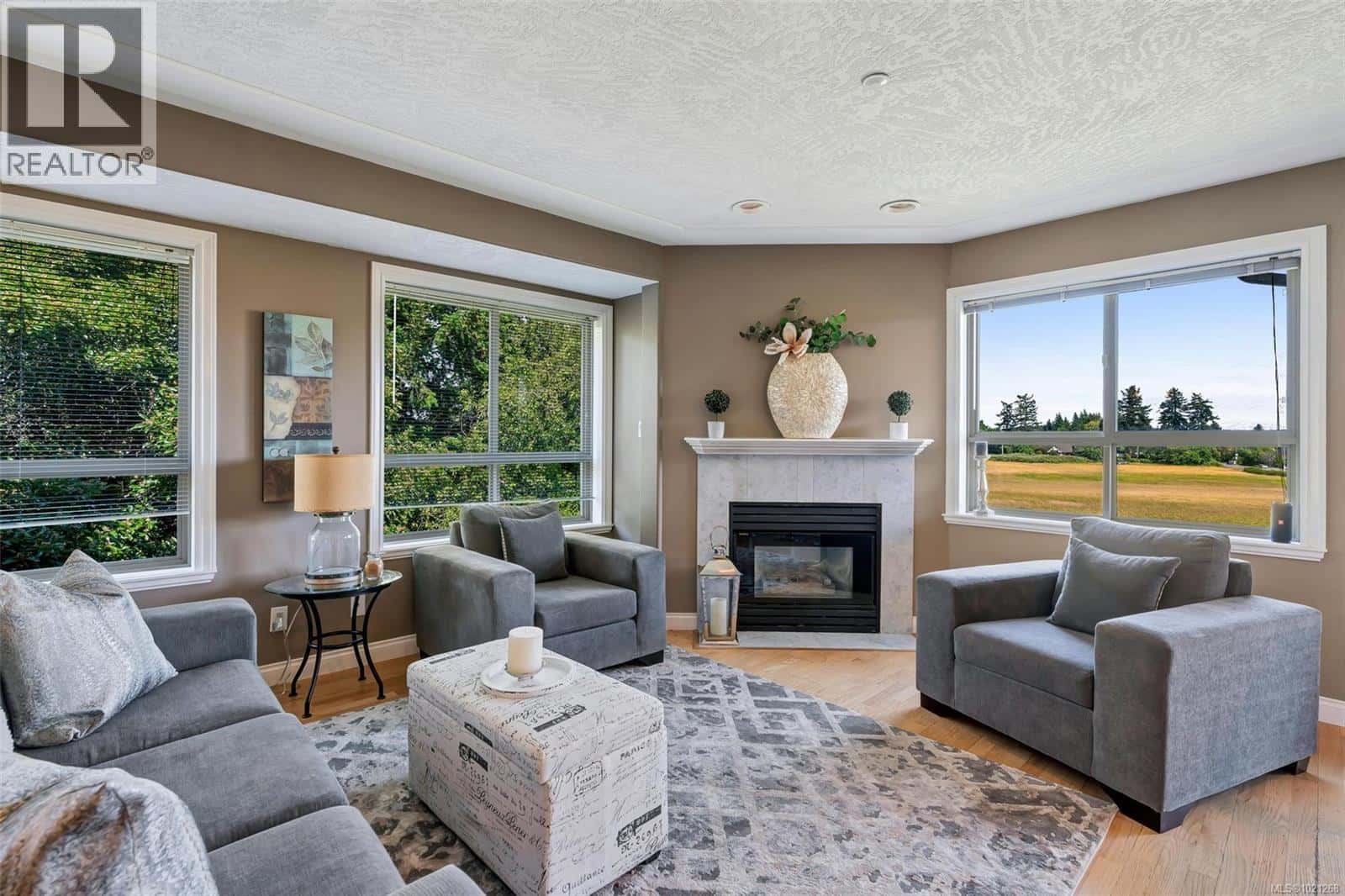 10 7847 East Saanich Rd — Central Saanich, British Columbia - Photo 4 of 46