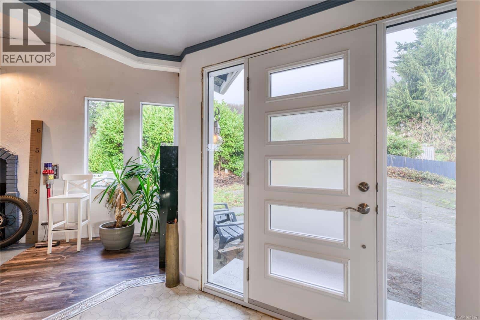 1144 Haida Ave — Port Alice, British Columbia - Photo 4 of 35