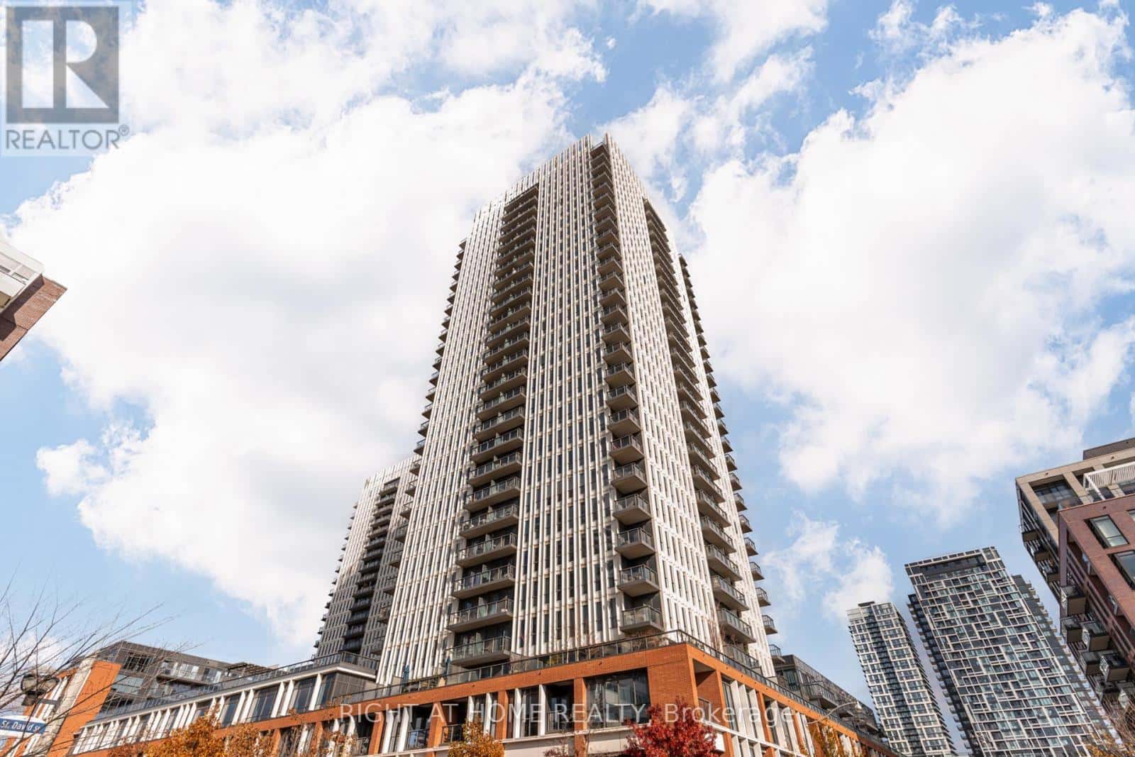 2213 - 55 REGENT PARK BOULEVARD — Toronto (Regent Park), Ontario - Photo 2 of 50