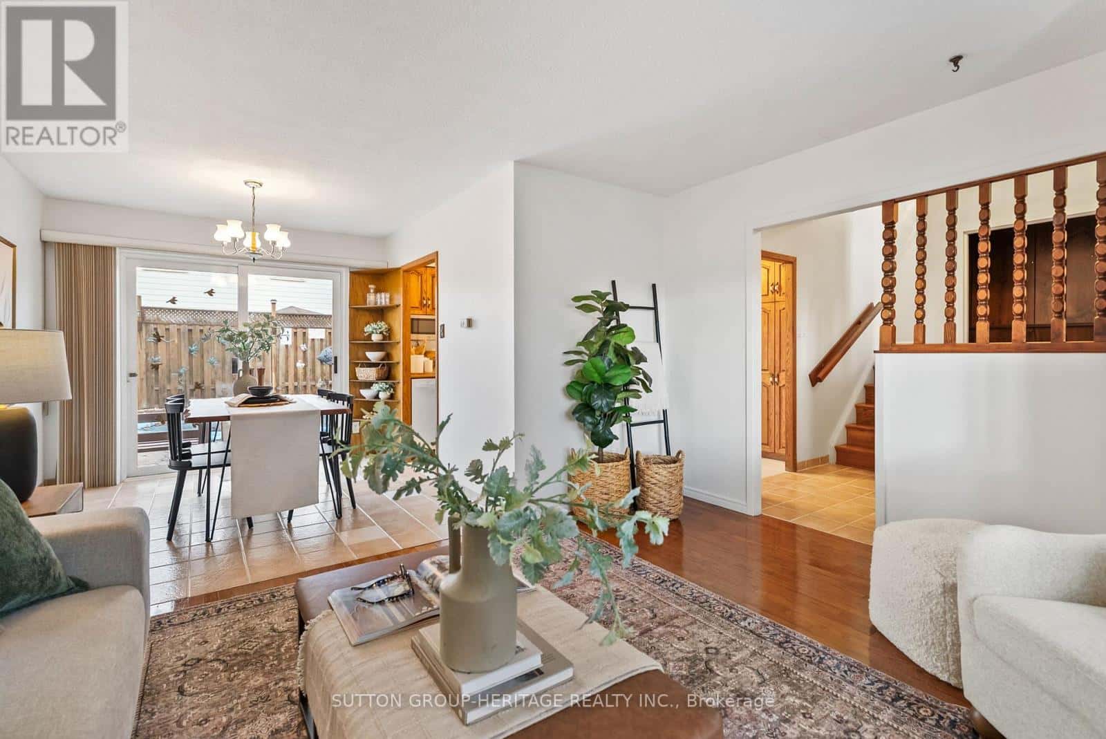 998 CARDINAL COURT — Oshawa (Eastdale), Ontario - Photo 5 of 50