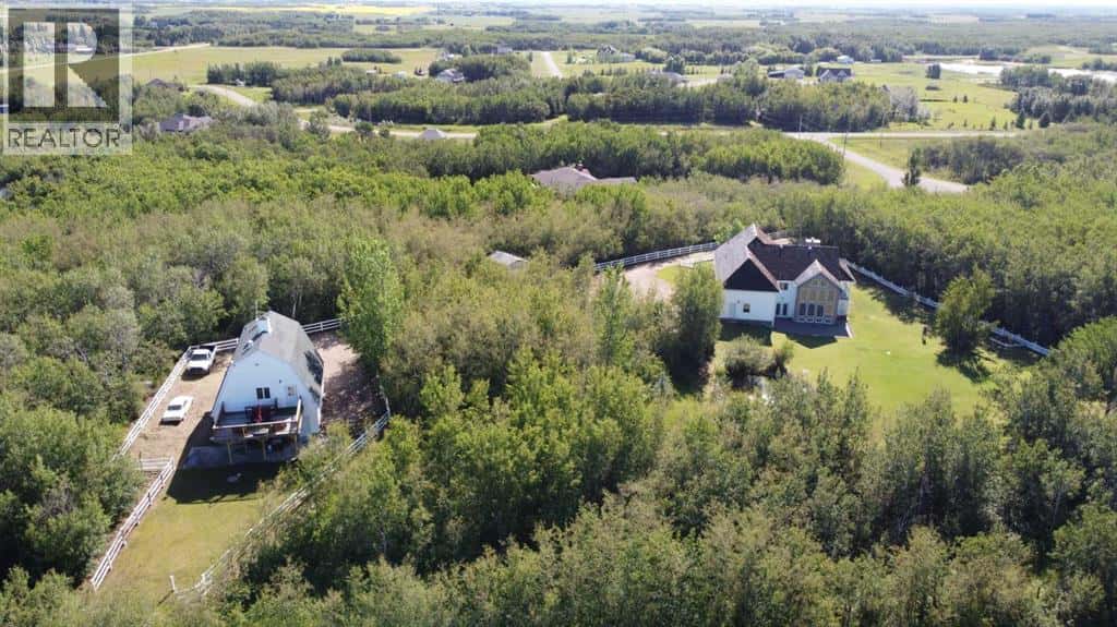 6 Cedar Crescent — Rural Wainwright No. 61, M.D. of, Alberta - Photo 5 of 50