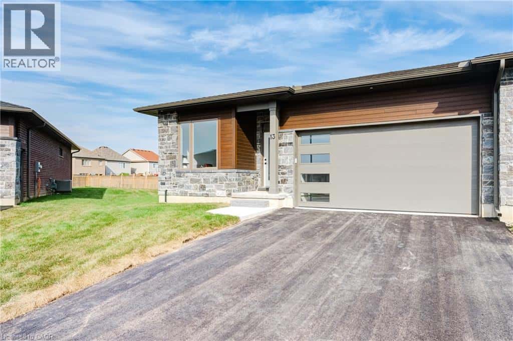 269 PITTOCK PARK Road Unit# 17 — Woodstock, Ontario - Photo 2 of 46