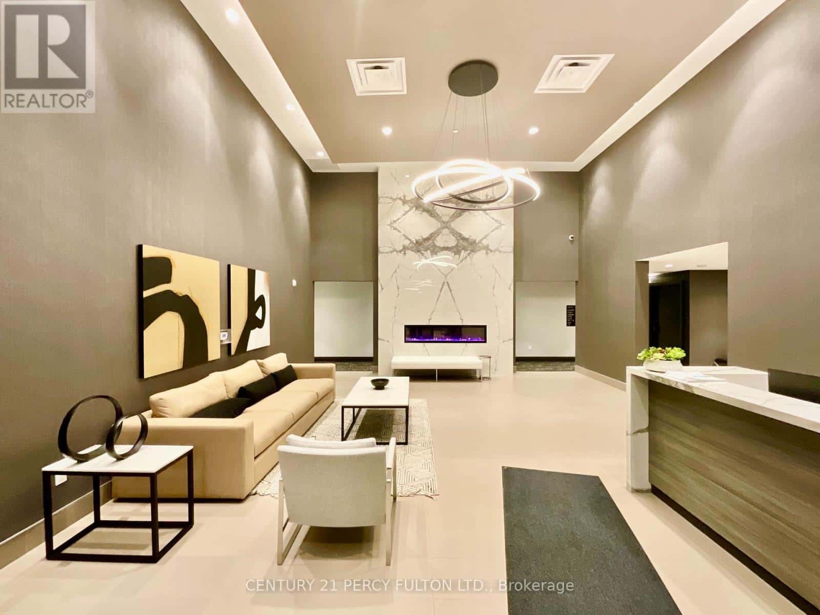 112 - 470 GORDON KRANTZ AVENUE — Milton (Walker), Ontario - Photo 2 of 24