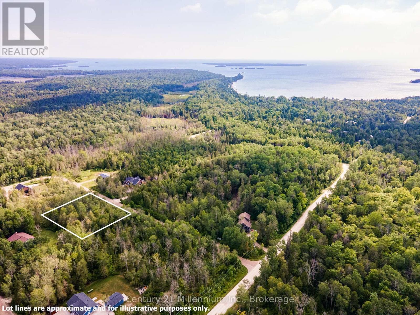 PT 52 HENWOOD STREET — Northern Bruce Peninsula, Ontario - Main photo