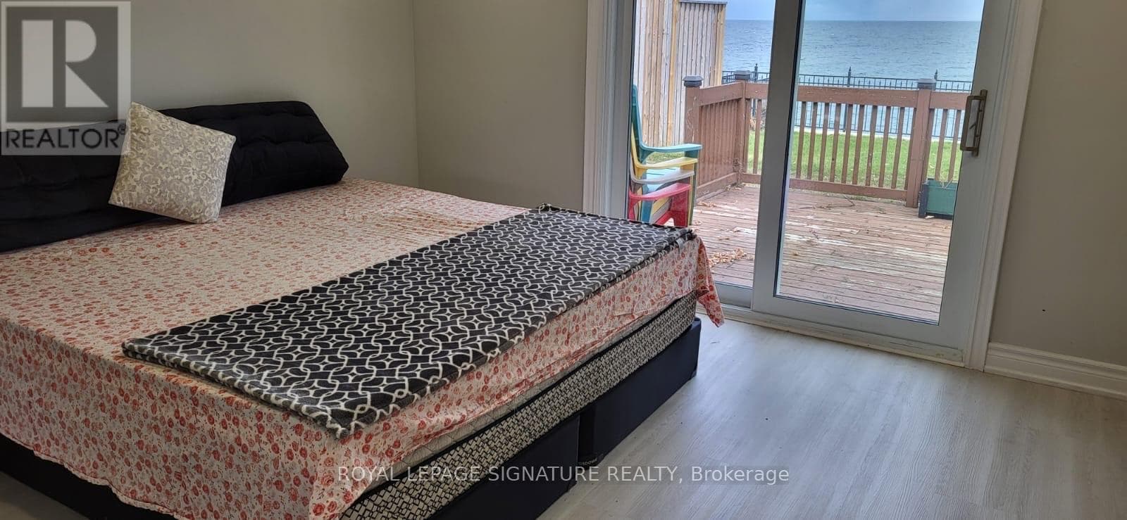 80 SEABREEZE CRESCENT — Hamilton (Lakeshore), Ontario - Main photo