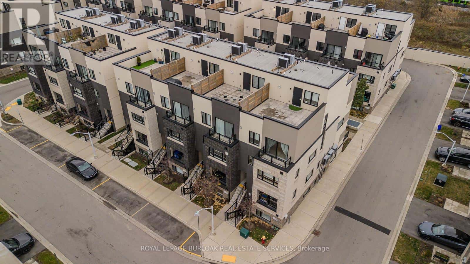 815 - 1133 COOKE BOULEVARD — Burlington (LaSalle), Ontario - Photo 2 of 47