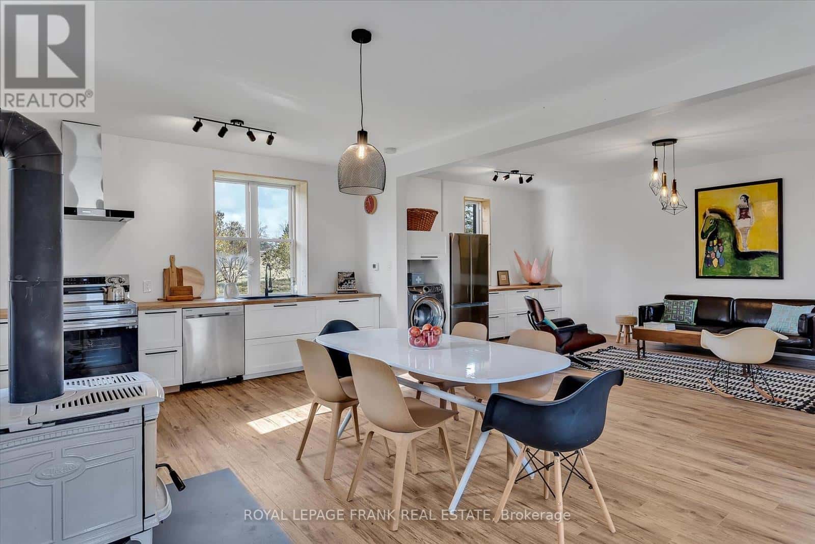 1916 PIGEON LAKE ROAD — Kawartha Lakes (Emily), Ontario - Photo 2 of 35