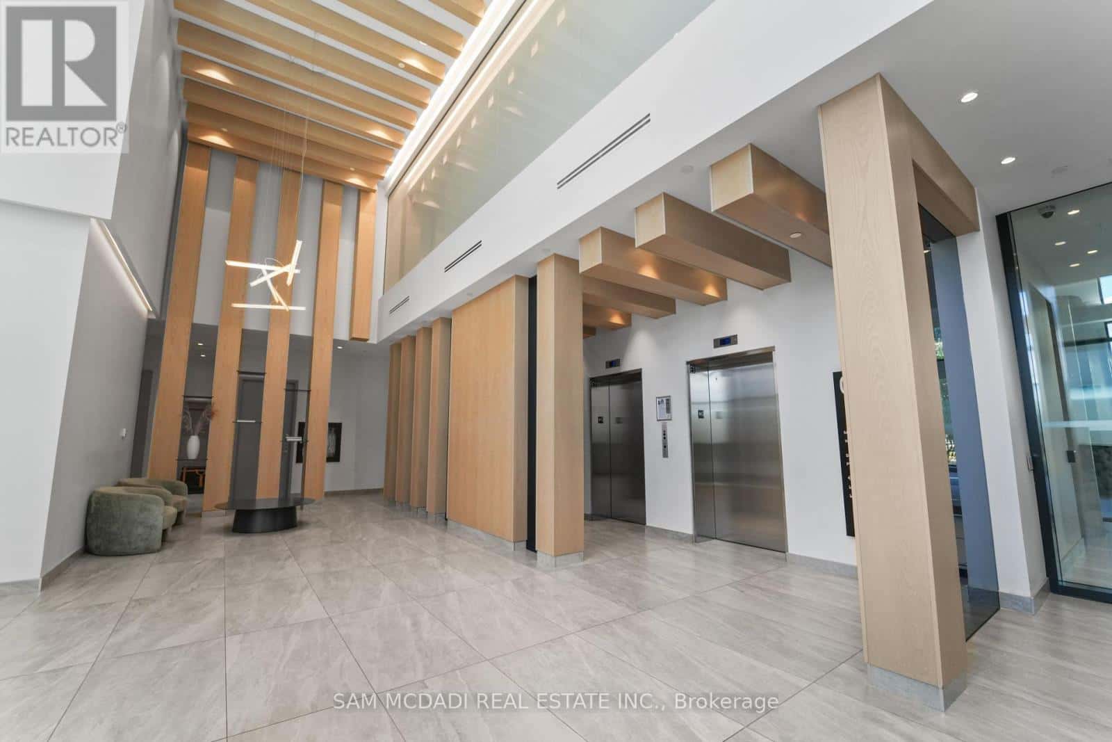 1513 - 86 DUNDAS STREET E — Mississauga (Cooksville), Ontario - Photo 2 of 36