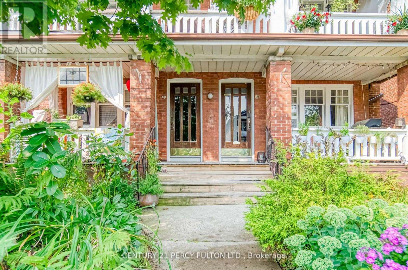 48-50 SCARBORO BEACH BOULEVARD — Toronto (The Beaches), Ontario - Photo 3 of 33