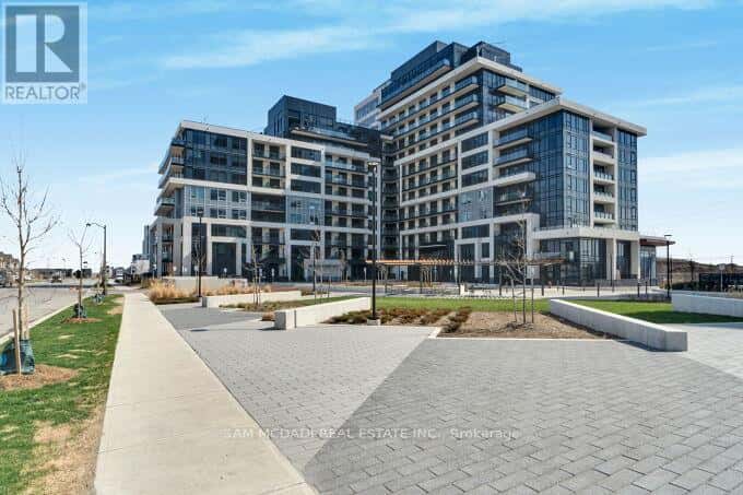 318 - 3200 WILLIAM COLTSON AVENUE — Oakville (JM Joshua Meadows), Ontario - Photo 3 of 22