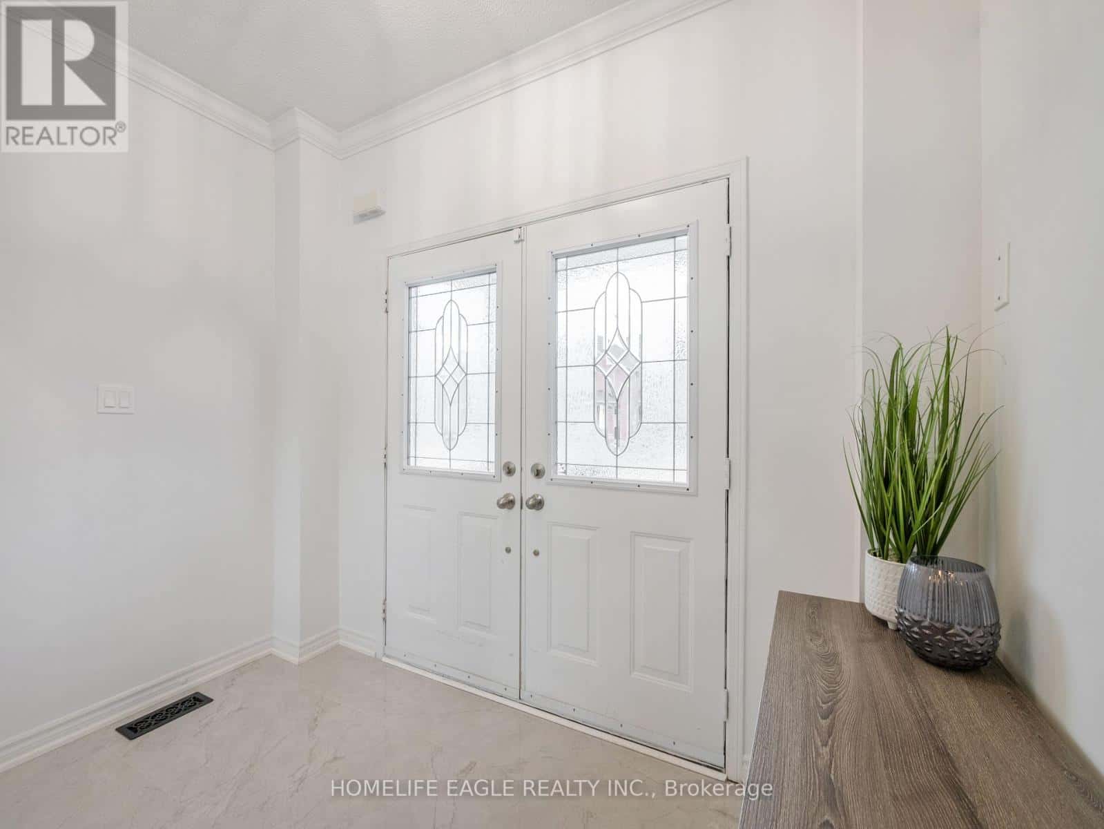 90 BARNWOOD DRIVE — Richmond Hill (Oak Ridges Lake Wilcox), Ontario - Photo 3 of 28