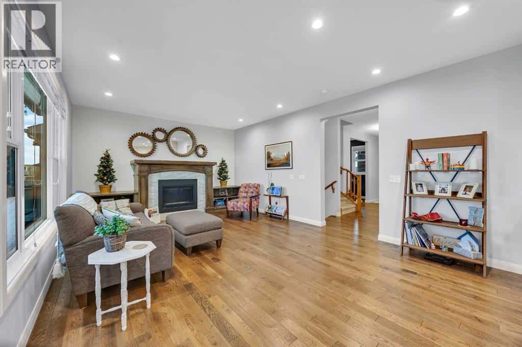 264 Boulder Creek Crescent SE — Langdon, Alberta - Photo 4 of 50