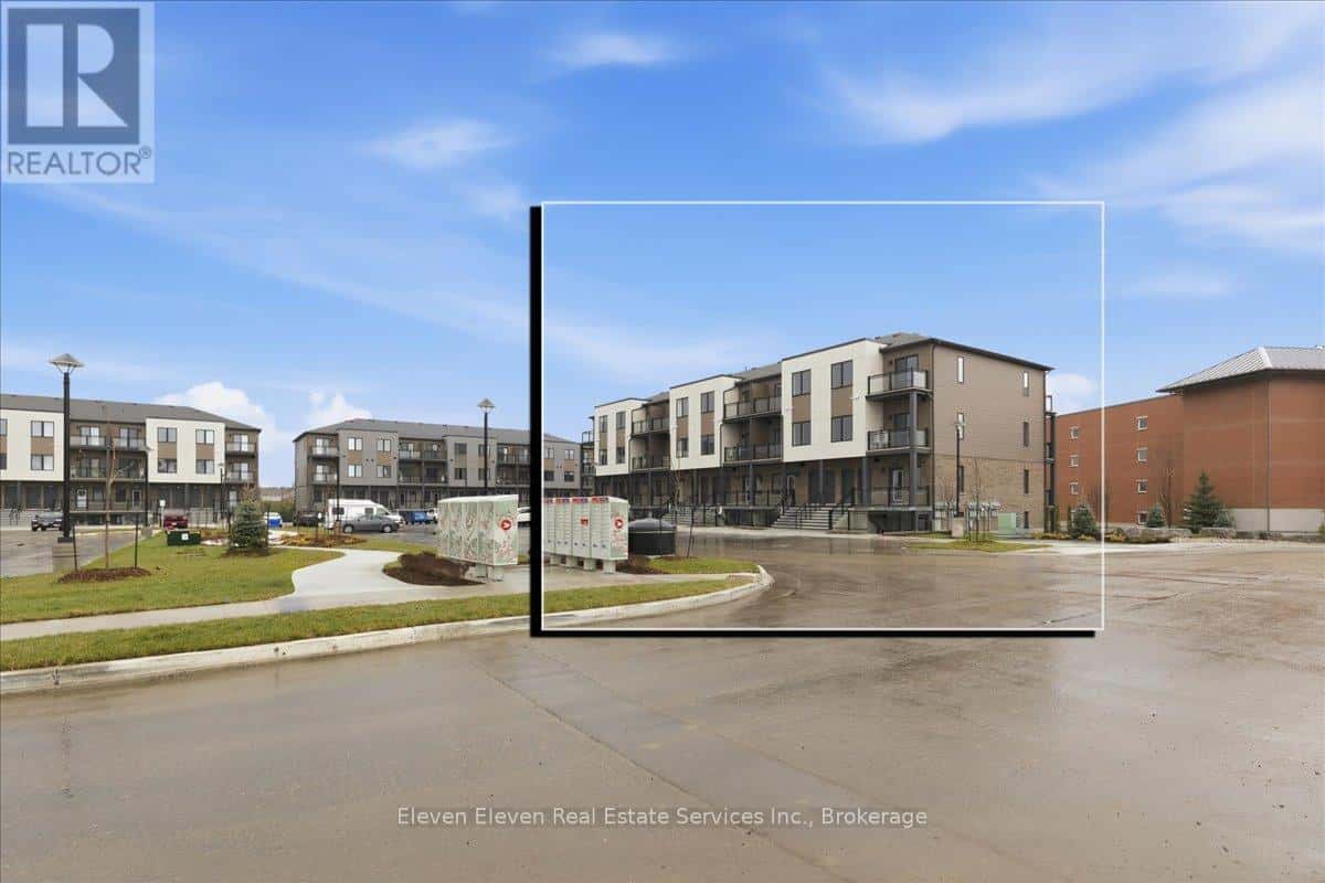 91 - 940 ST. DAVIDS STREET — Centre Wellington (Fergus), Ontario - Photo 2 of 19