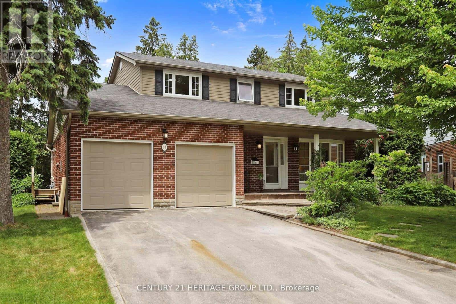 10 CHERRY BLOSSOM LANE — Markham (Royal Orchard), Ontario - Photo 2 of 46