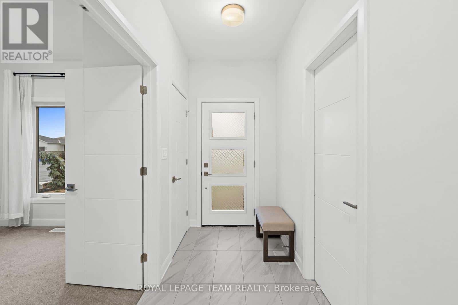 454 ARORA CRESCENT — North Dundas, Ontario - Photo 3 of 37