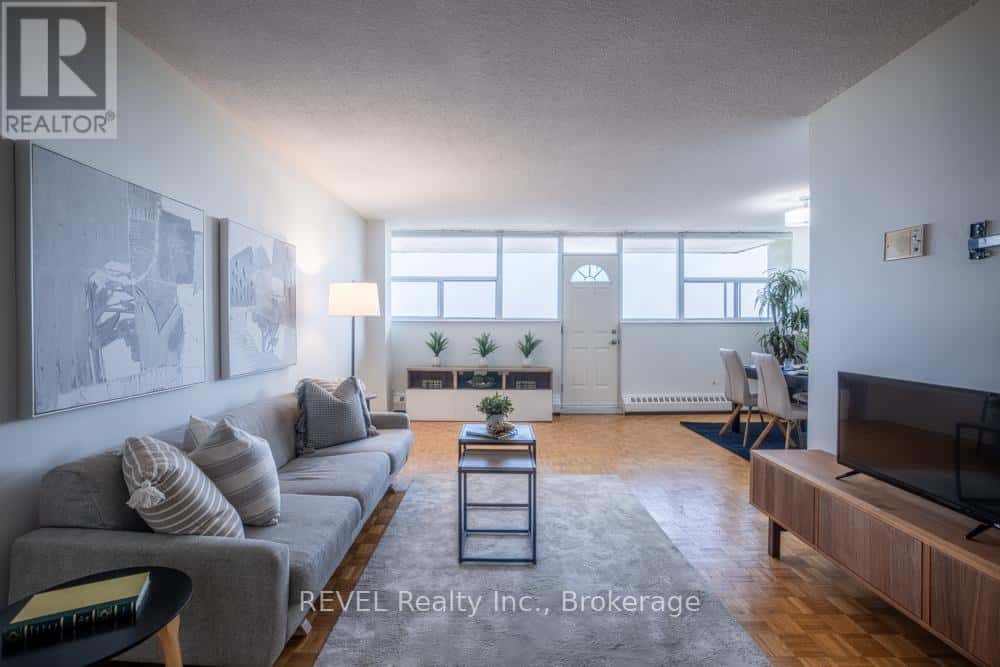 1104 - 215 GLENRIDGE AVENUE — St. Catharines (Glendale/Glenridge), Ontario - Photo 3 of 34