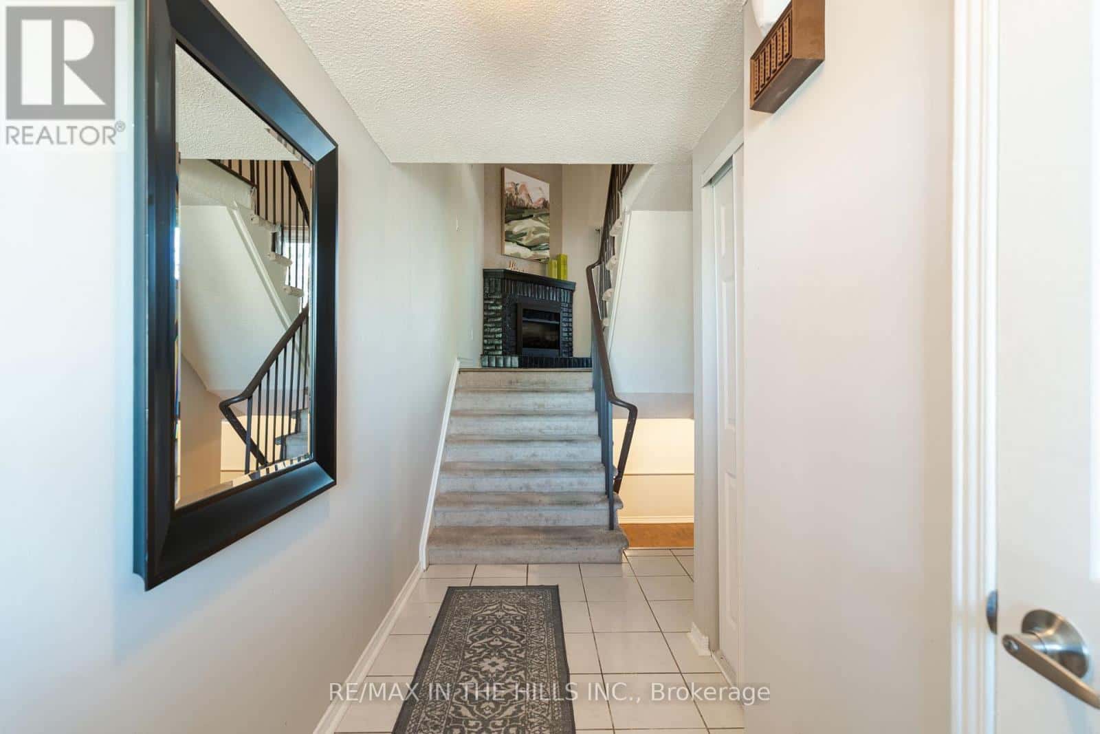 57 - 3360 COUNCIL RING ROAD — Mississauga (Erin Mills), Ontario - Photo 4 of 50