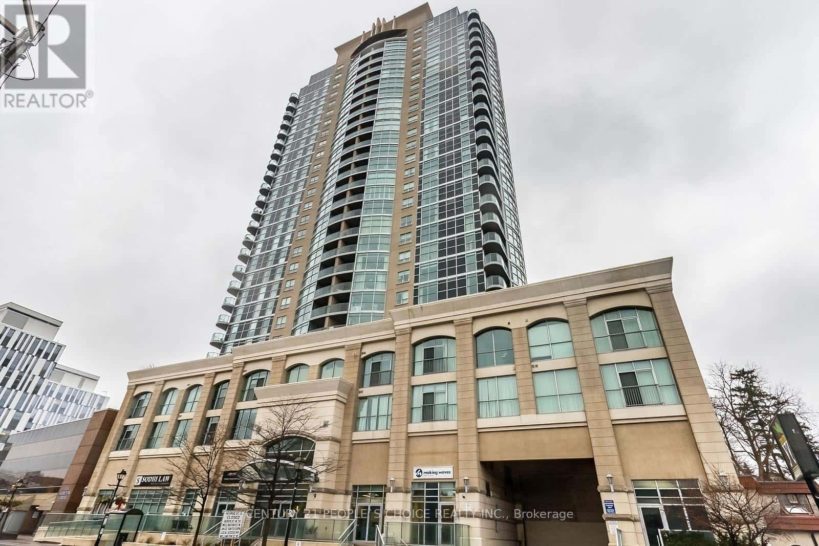 1512 - 9 GEORGE STREET — Brampton (Downtown Brampton), Ontario - Photo 2 of 50