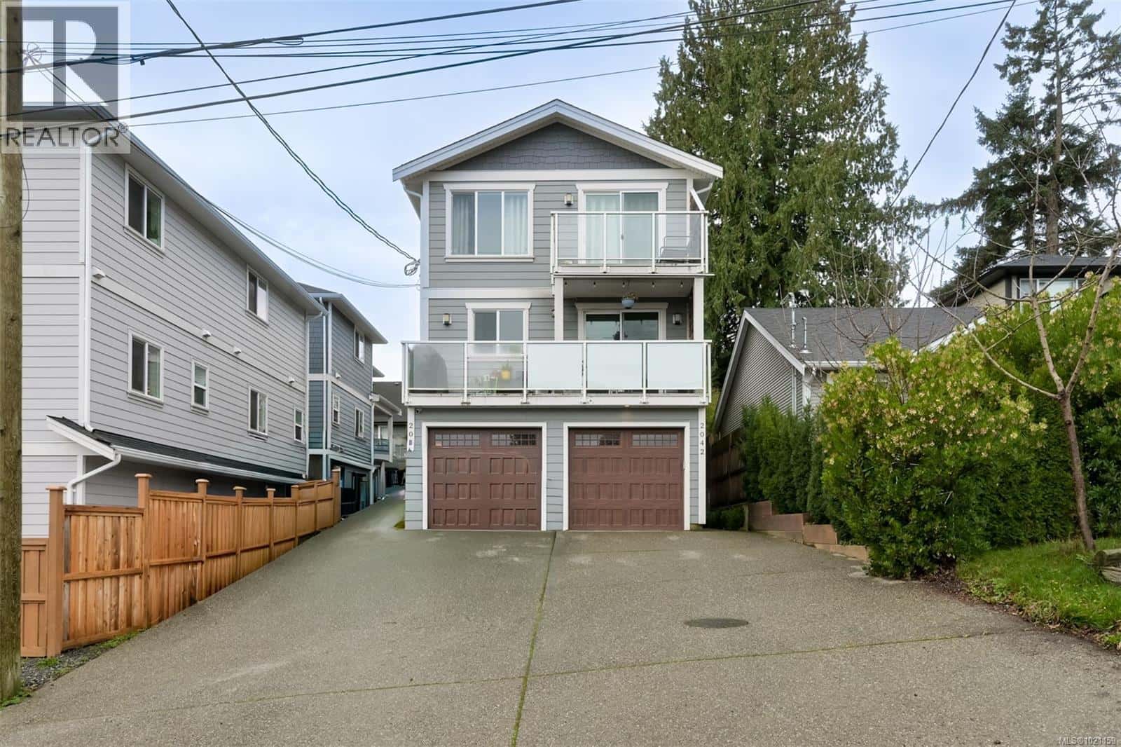 2042 Terrott St — Sooke, British Columbia - Photo 3 of 51