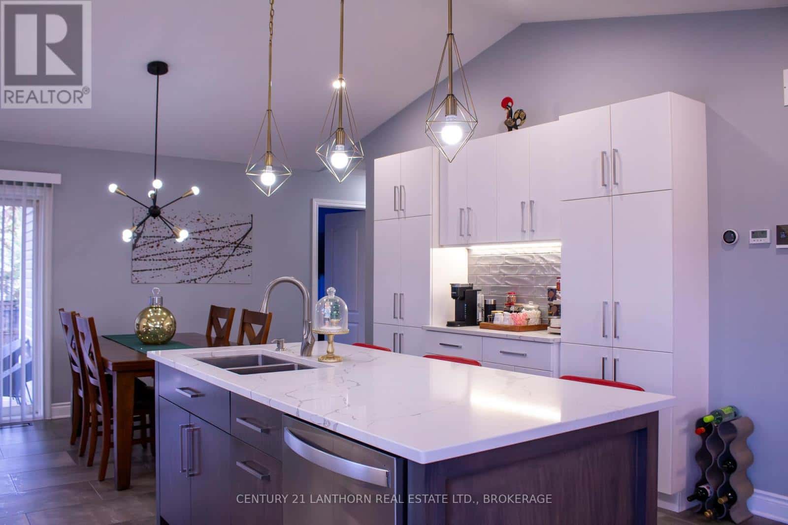 1500 CRIMSON CRESCENT — Kingston (City Northwest), Ontario - Photo 4 of 38