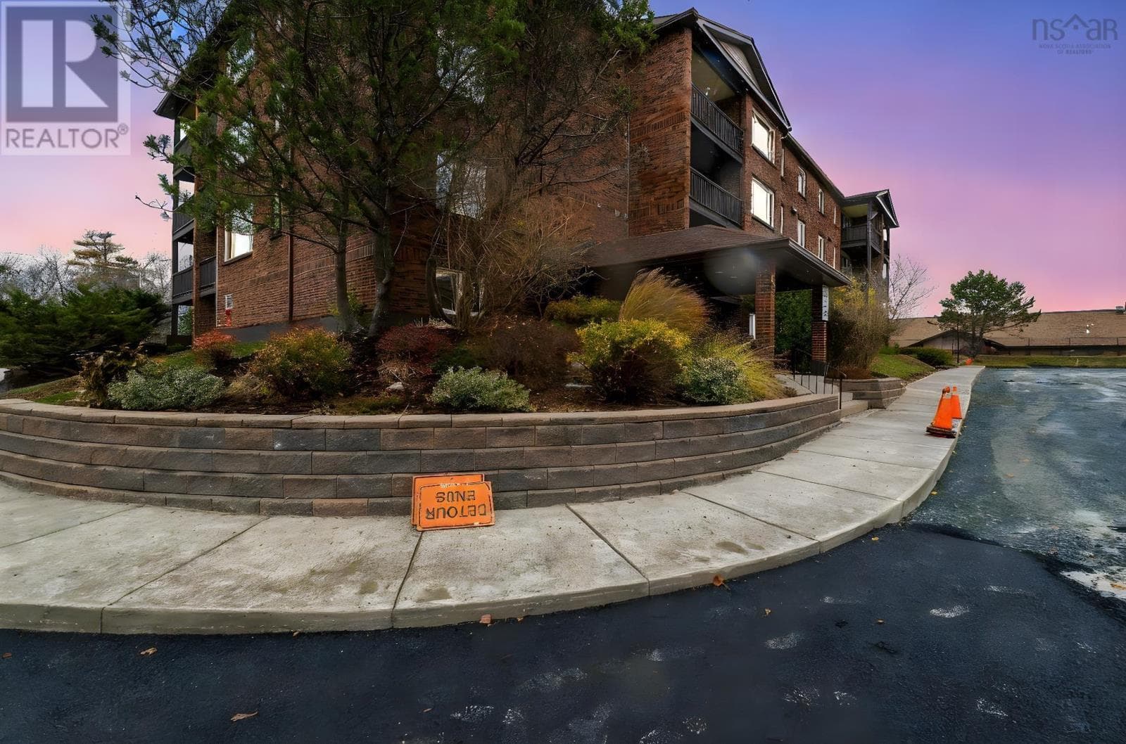 403 64 Cumberland Drive — Cole Harbour, Nova Scotia - Main photo