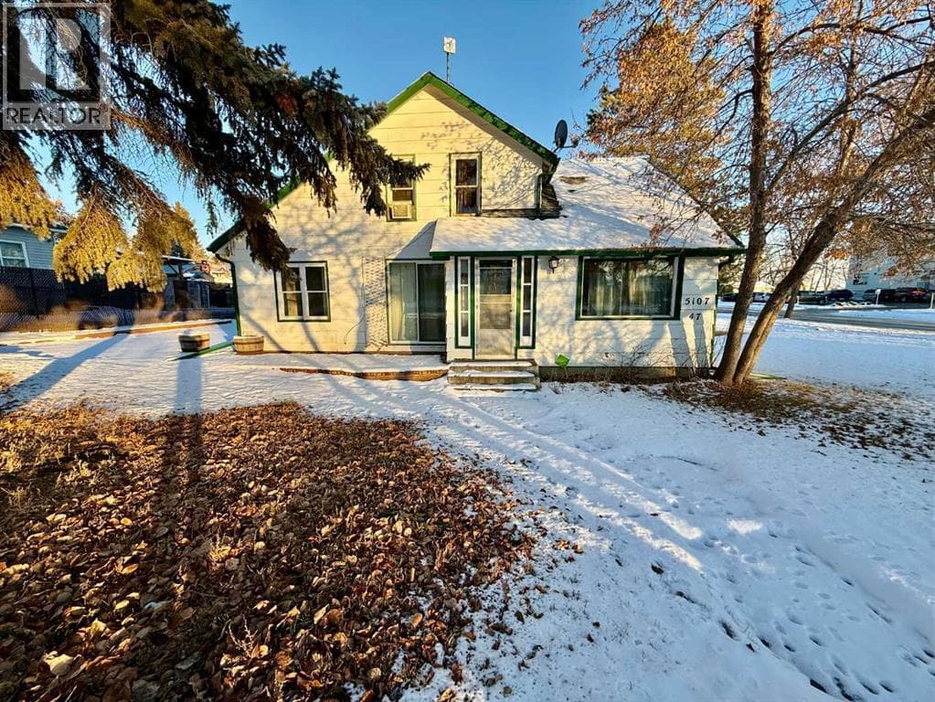 5107 47 Street — Provost, Alberta - Main photo