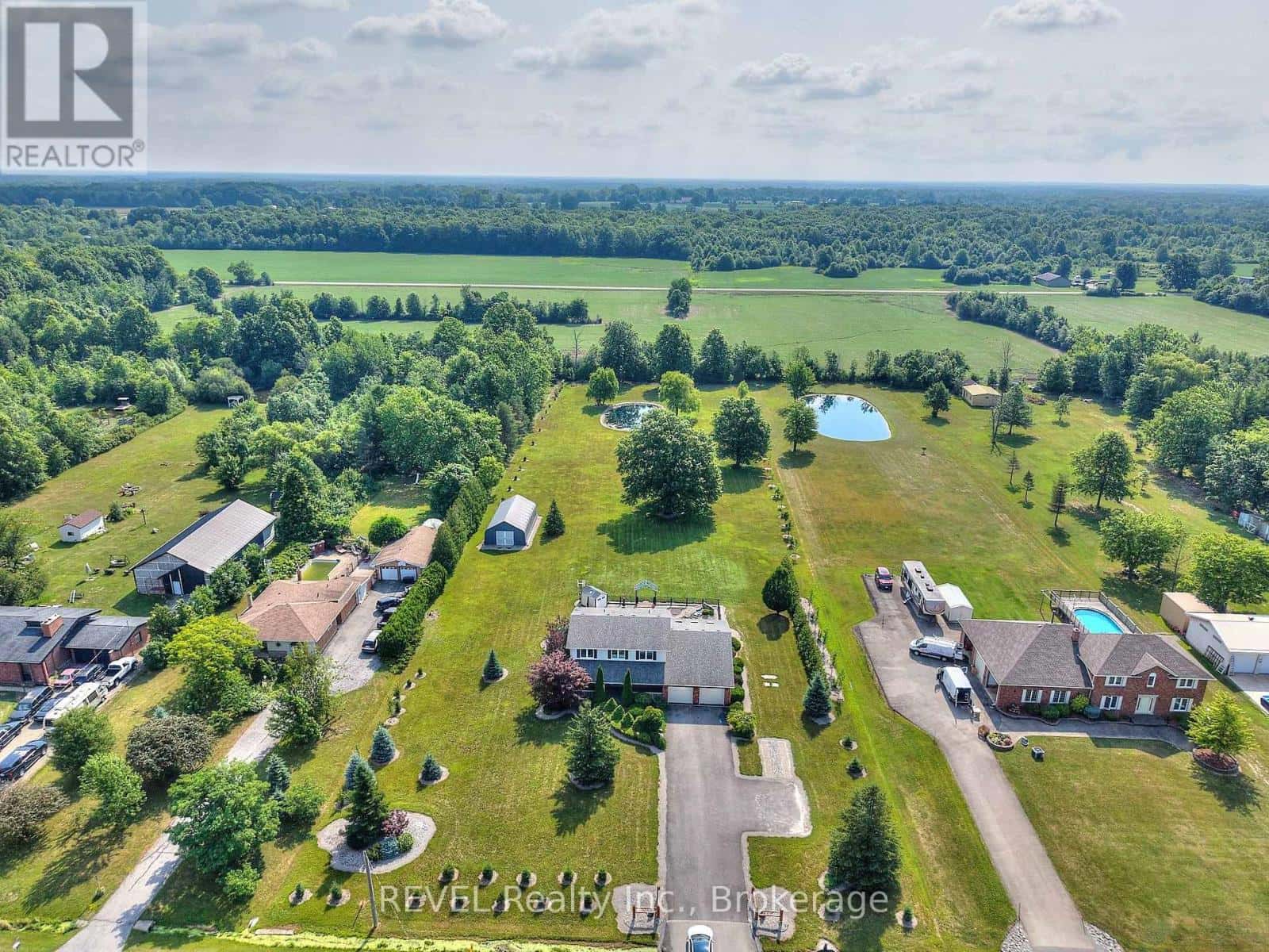 354 DOAN'S RIDGE ROAD — Welland (Cooks Mills), Ontario - Photo 2 of 50