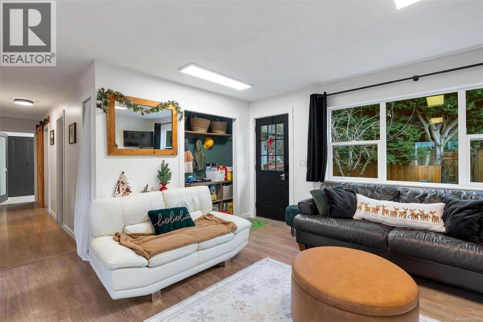 2260 Sooke Rd — Colwood, British Columbia - Photo 4 of 24