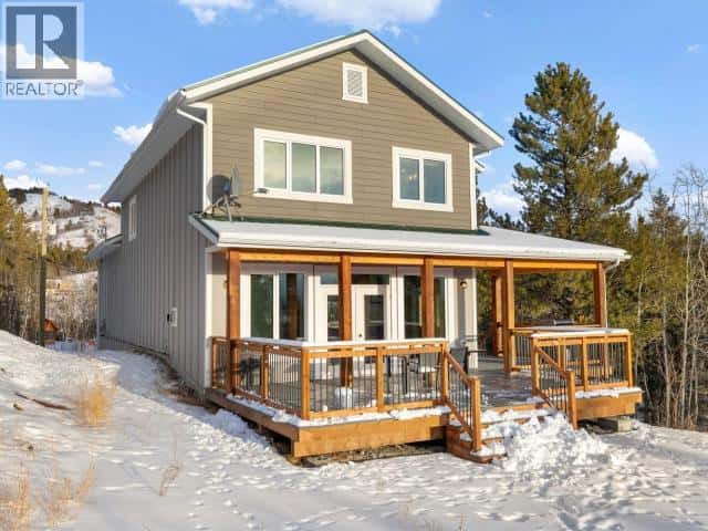 24 NIGHTHAWK VALLEY LANE