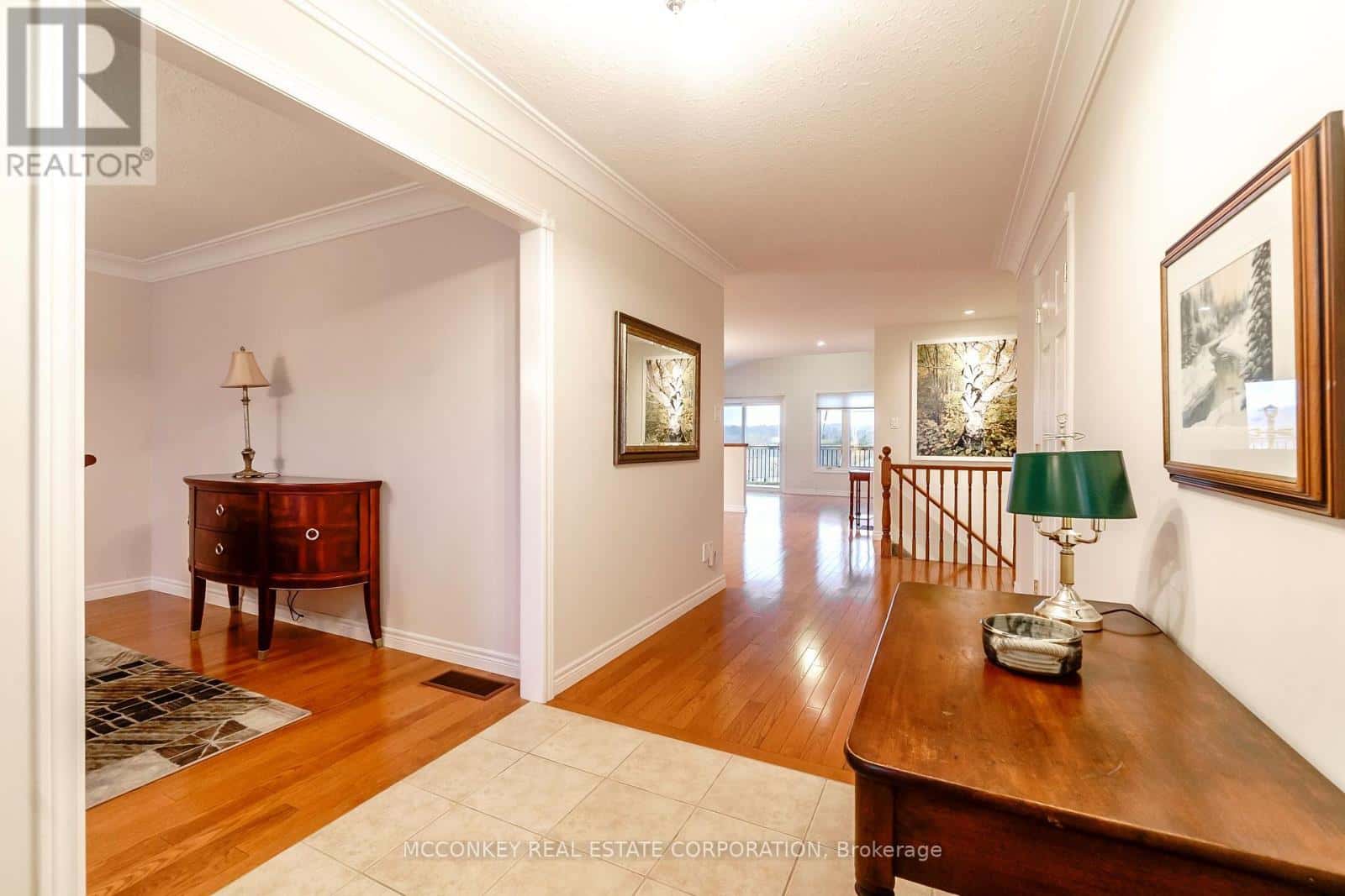 1587 SCOLLARD CRESCENT — Peterborough (Ashburnham Ward 4), Ontario - Photo 4 of 49